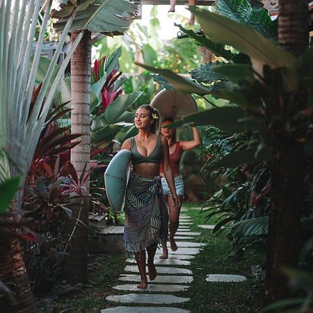 Seaside Tribe - Boutique Surf Stay & Retreat Tanah Lot Kültér fotó