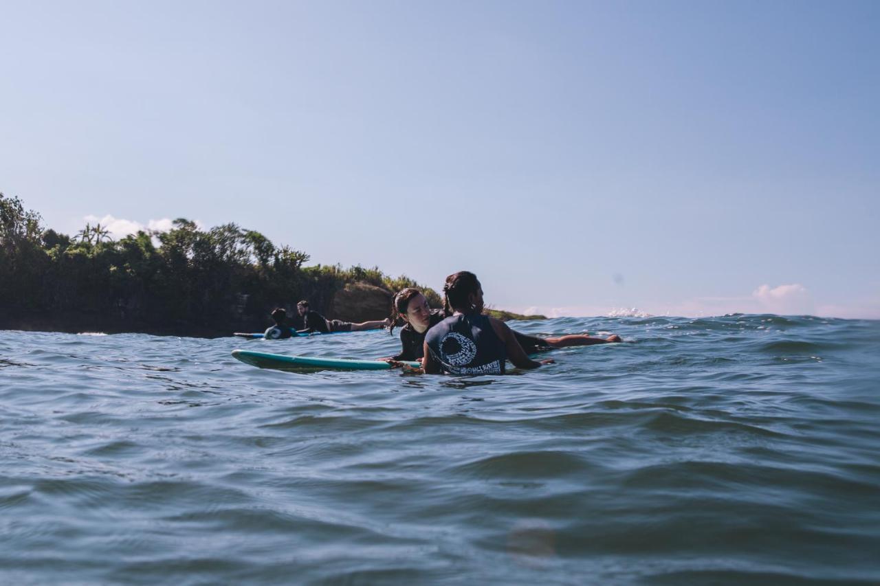 Seaside Tribe - Boutique Surf Stay & Retreat Tanah Lot Kültér fotó