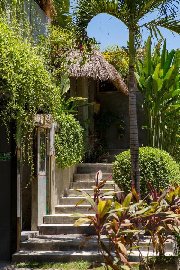 Seaside Tribe - Boutique Surf Stay & Retreat Tanah Lot Kültér fotó