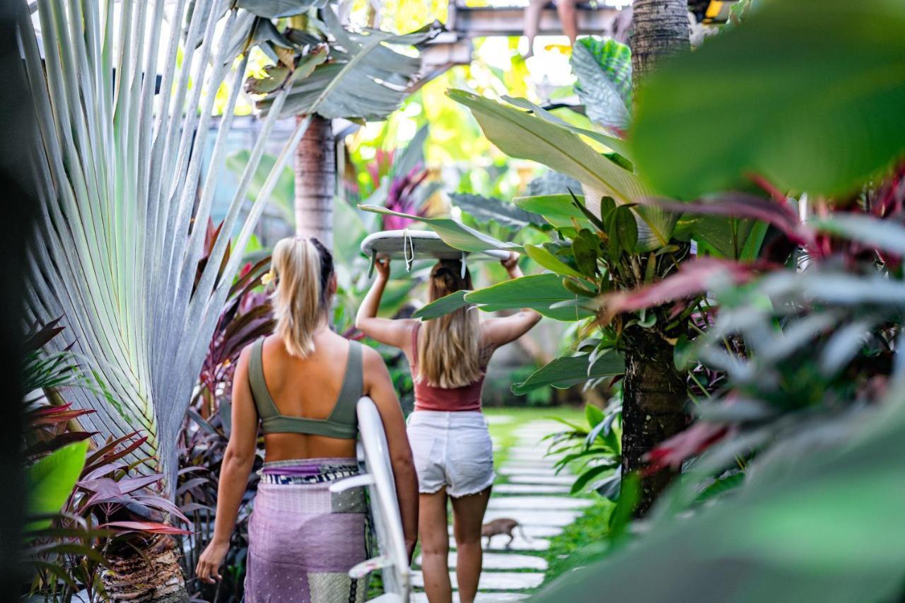 Seaside Tribe - Boutique Surf Stay & Retreat Tanah Lot Kültér fotó